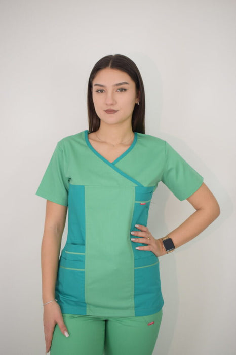 Uniforma Pentru Femei D06 Verde Deschis + Verde Inchis Cu Pantaloni Verde Deschis