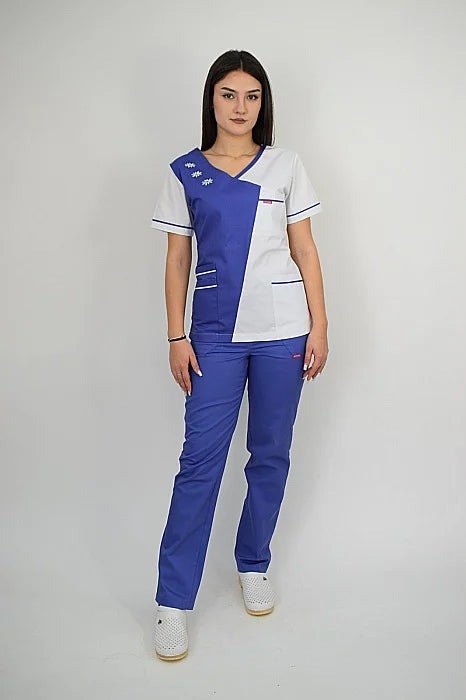 Uniforma Pentru Femei Model A02BC Mov Inchis Cu Pantaloni