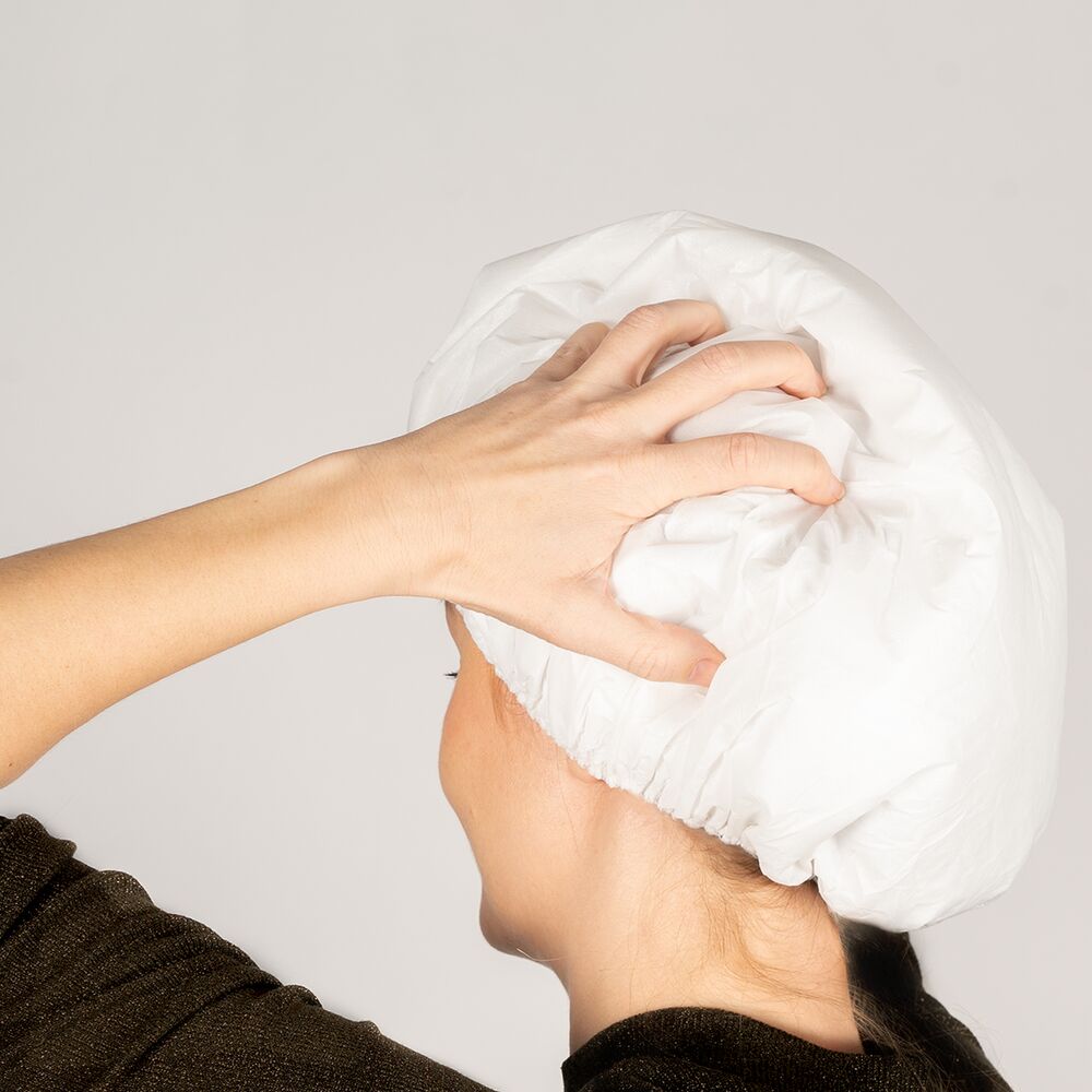 ABENA Cască 2în1 Pentru Spalarea Părului Fără Apă Cu Sampon Si Balsam Nu Contine Coloranti Si Parfumant Ø 32 cm 1 buc