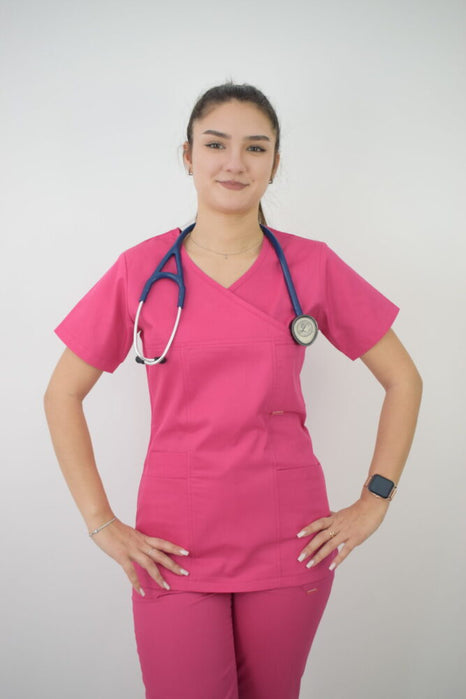 Uniforma Pentru Femei D06 Roz Cu Pantaloni