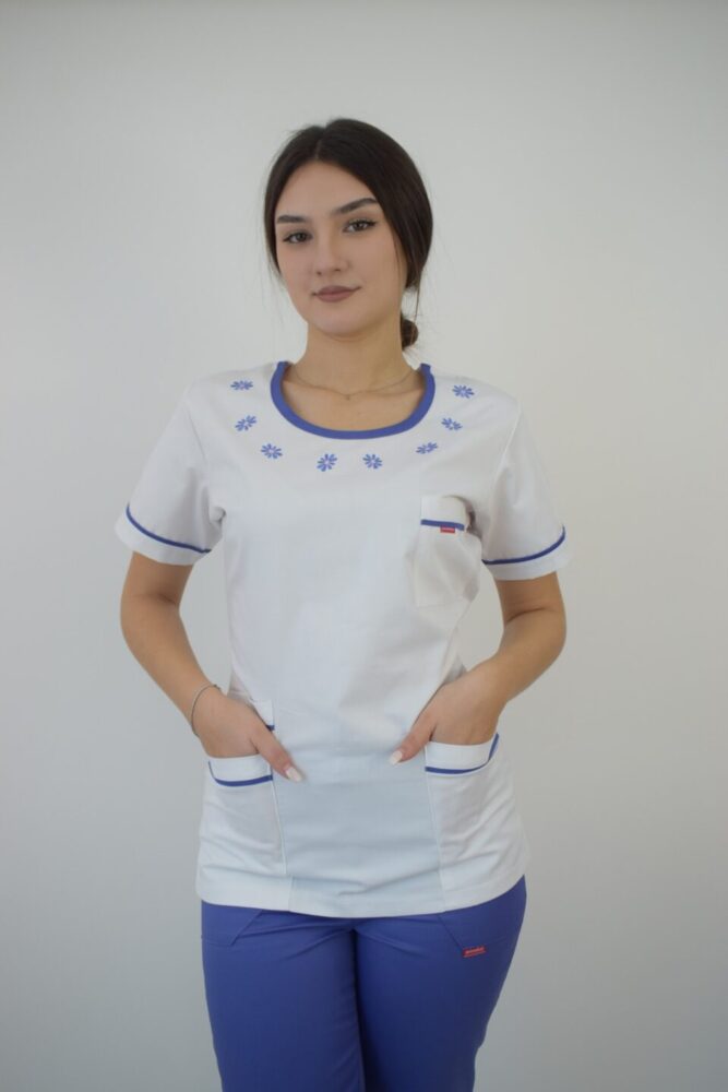 Uniforma Pentru Femei B06 Alb + Mov inchis Cu Pantaloni